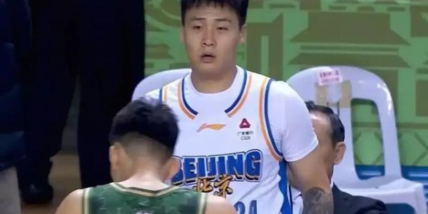 新葡萄8883官网AMG-赵睿24分4板6助 北汽男篮90-88险胜同曦 赵柏清17分